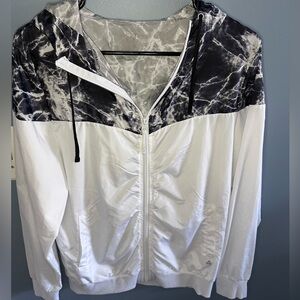 Women’s small windbreaker